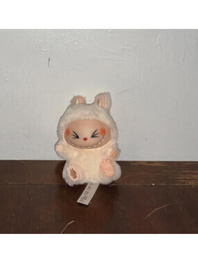 POPMART LABUBU The Monsters Have a Seat Vinyl Plush Sealed - SISI